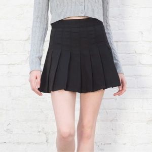 Brandy Melville Dana Skirt